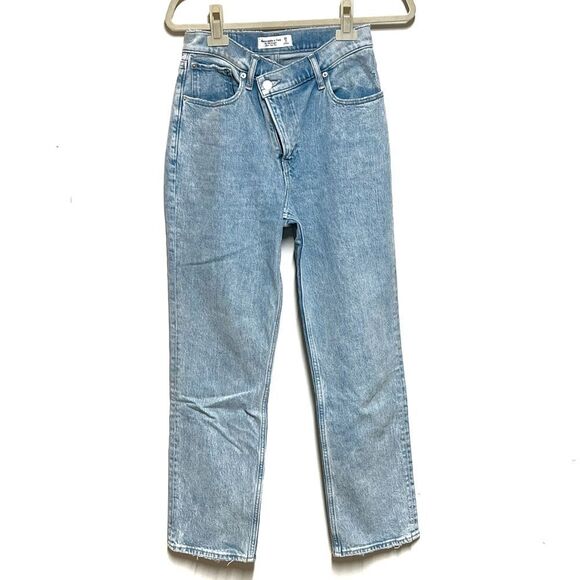 Abercrombie & Fitch Sky Blue Straight Leg Jeans High Waisted - Picture 6 of 10